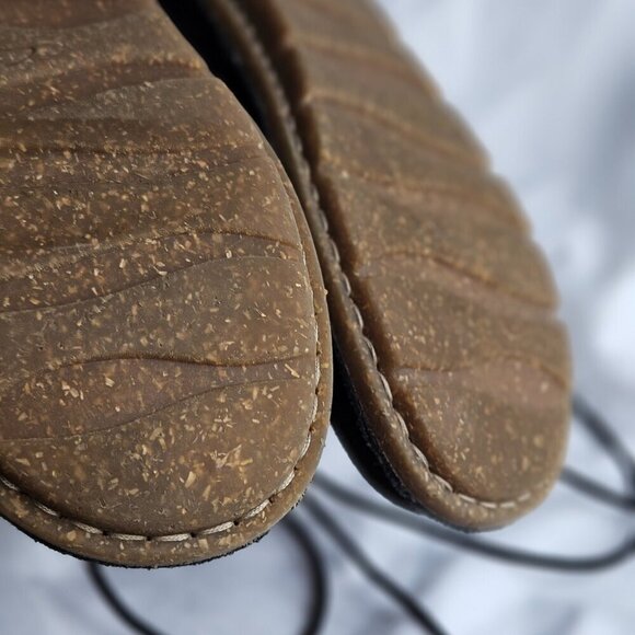 Clarks Collection | Tamitha Key Black Ankle Chukka Boots Size 7 - Picture 11 of 11